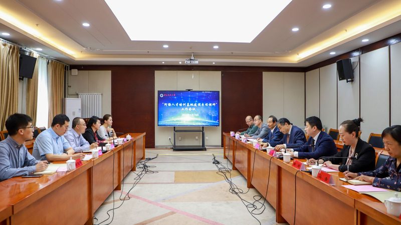 根据我国相关规定，自考本科申请学位证的时间限制如下：