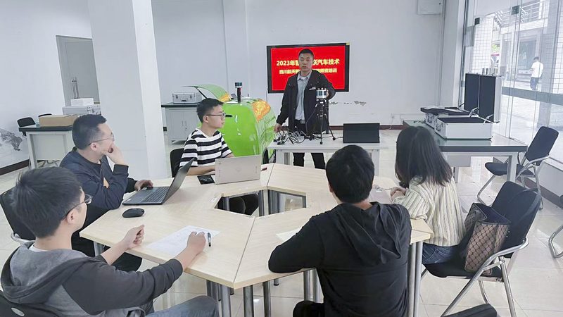 自考本科申请学位证，首先需要满足以下基本条件：